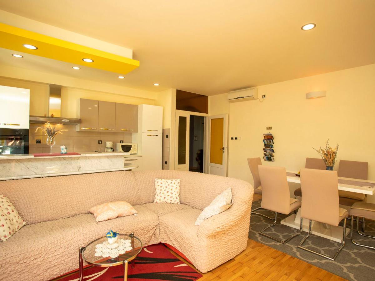 Apartment Olivia By Interhome Pićan エクステリア 写真