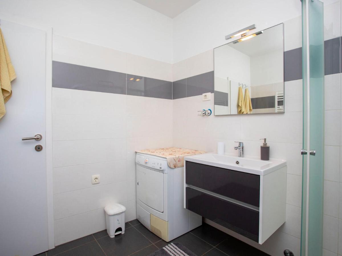 Apartment Olivia By Interhome Pićan エクステリア 写真